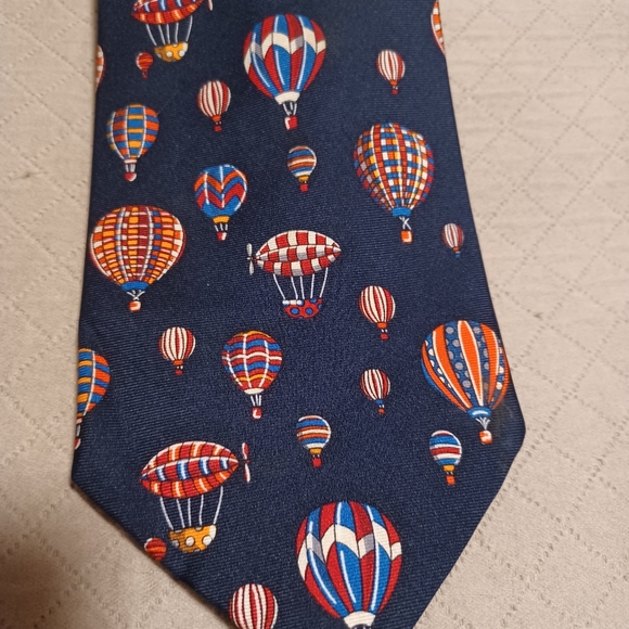 Mark & Spencer Hot Air Balloon Tie - Picture 3 of 4